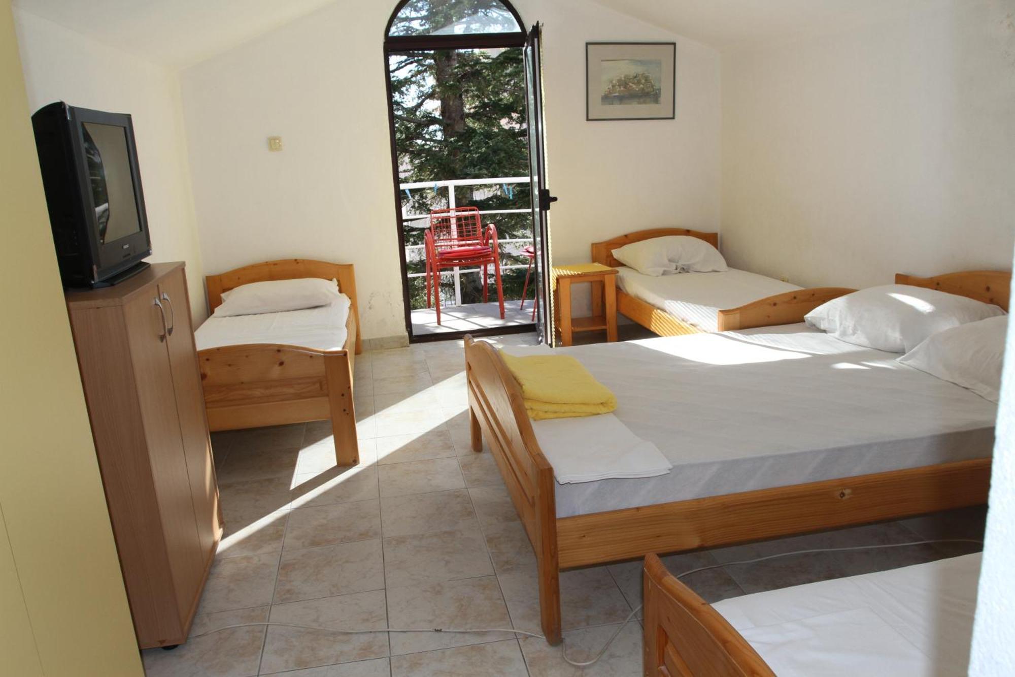 Apartments Popovic Petrovac Ngoại thất bức ảnh